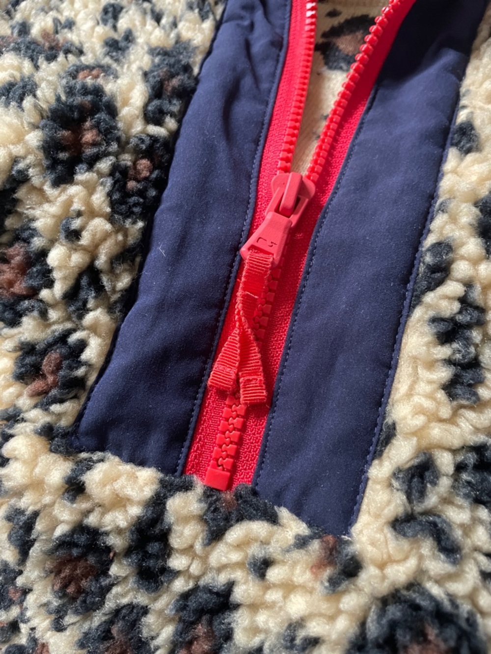 Vineyard Vines Leopard Sherpa Pullover in Cream, Black & Red - Picture 4 of 14